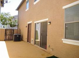 6915 S 8th Dr, Phoenix, Az 85041 in Phoenix, AZ (Photo 5 of 8)