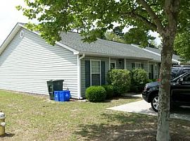 A Beautiful 2 Bedroom Apartment, with 2 Bathrooms in Charleston, SC (Photo 2 of 8)