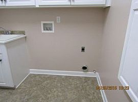 608 Tartan Way, Enterprise, Al 36330 The Rent Is $400 in Enterprise, AL (Photo 3 of 12)