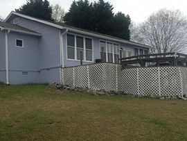 1689 Lee Road 353, Valley, Al 36854 in Valley, AL