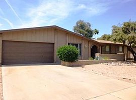 4830 S Kachina Dr, Tempe, Az 85282 in Tempe, AZ