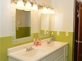 609 Camp St, Bristol, Ct 06010 in Bristol, CT (Photo 4 of 11)