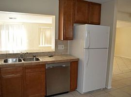 4830 S Kachina Dr, Tempe, Az 85282 in Tempe, AZ (Photo 2 of 4)