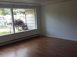  12415 94th Ave Ne, Kirkland, Wa 98034  in Kirkland, WA (Photo 3 of 3)