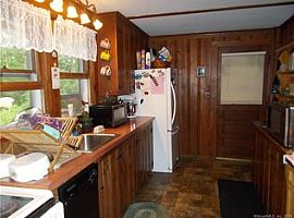 41 Chase Rd, Thompson, Ct 06277 in Thompson, CT (Photo 7 of 9)