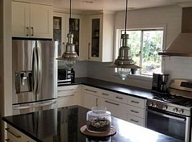 9440 Sw Garden Home Rd, Portland, Or in Portland, OR (Photo 2 of 3)