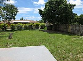 16835 Sw 108th Ct, Miami, Fl 33157 The Rent Is $500 in Miami, FL (Photo 2 of 12)