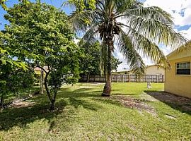 16835 Sw 108th Ct, Miami, Fl 33157 The Rent Is $500 in Miami, FL (Photo 4 of 12)