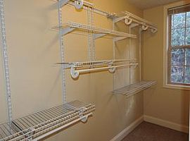 285 Squirrel Hollow Dr, H Rent 500 Deposit 500 Total 1000 in Hendersonville, NC (Photo 4 of 10)