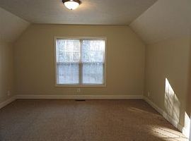 285 Squirrel Hollow Dr, H Rent 500 Deposit 500 Total 1000 in Hendersonville, NC (Photo 6 of 10)