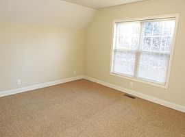 285 Squirrel Hollow Dr, H Rent 500 Deposit 500 Total 1000 in Hendersonville, NC (Photo 8 of 10)