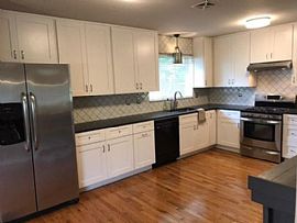 1136 S Shadesview Ter, Homewood, Al 35209 in Homewood, AL (Photo 12 of 12)