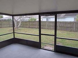 903 Axlewood Cir, Brandon, Fl 33511 in Brandon, FL (Photo 2 of 9)