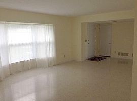 13888 Sunset Dr, Largo, Fl 33774 in Largo, FL (Photo 5 of 8)