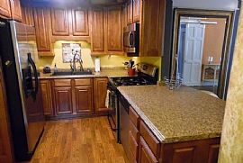 416 N 7th St Lowr Town, Paducah, Ky  in Paducah, KY (Photo 3 of 4)