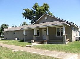 3120 Schneidman Rd, Paducah, Ky  in Paducah, KY (Photo 3 of 4)