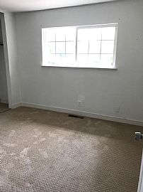 Charming 2-Story Duplex Located in a Centrally Convenient Area. in San Jose, CA (Photo 10 of 12)