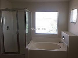 5862 Hollingshed Ct, North Las Vegas, Nv 89081 3 Beds 2.5 Baths in North Las Vegas, NV (Photo 8 of 11)