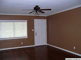 521 Jane Ann Cir, Birmingham, Al 35215 in Birmingham, AL (Photo 2 of 5)