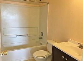 A Beautiful 3 Bedroom Apartment, with 2 Bathrooms in Katy, TX (Photo 11 of 12)