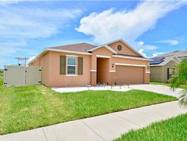 7304 Somerset Pond Dr, Ruskin, Fl 33573 in Ruskin, FL