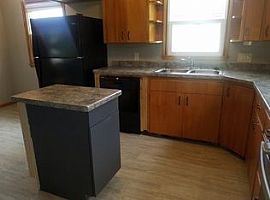 622 9th Ave S, Onalaska, Wi 54650 in Onalaska, WI (Photo 3 of 6)