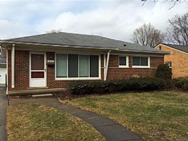 1425 Genesee Dr, Royal Oak, Mi 48073 3 Beds 1 Bath 1,017 Sqft in Royal Oak, MI
