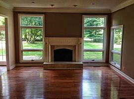 2110 Country Rd, Murray, Ky in Murray, KY (Photo 3 of 4)