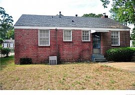 307 Bradley Dr, Montgomery, Al 36109 in Montgomery, AL (Photo 5 of 12)