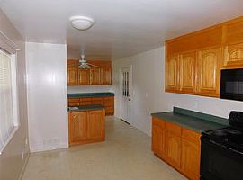 2204 Wharton Rd Nw, Huntsville, Al 35810 in Huntsville, AL (Photo 3 of 6)