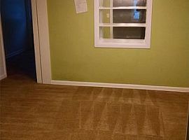 130 Oak Forest Dr, Montgomery, Al 36109 in Montgomery, AL (Photo 7 of 9)