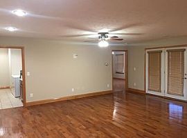 128 Quiet Way, Hurricane, Wv 25526 in Hurricane, WV (Photo 3 of 6)