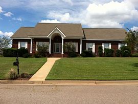 200 Fountain Crest Dr, Enterprise, Al 36330 in Enterprise, AL