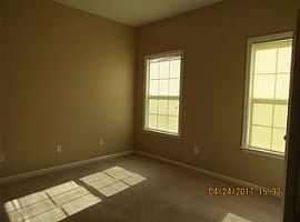 200 Fountain Crest Dr, Enterprise, Al 36330 in Enterprise, AL (Photo 5 of 8)