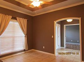 200 Fountain Crest Dr, Enterprise, Al 36330 in Enterprise, AL (Photo 7 of 8)