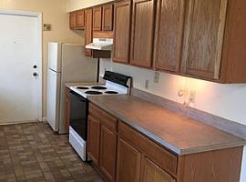 104 Madera Dr, Winter Haven, Fl 33880 3 Beds 2 Baths in Winter Haven, FL (Photo 2 of 7)