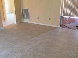 104 Madera Dr, Winter Haven, Fl 33880 3 Beds 2 Baths in Winter Haven, FL (Photo 5 of 7)