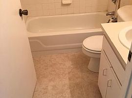 104 Madera Dr, Winter Haven, Fl 33880 3 Beds 2 Baths in Winter Haven, FL (Photo 7 of 7)