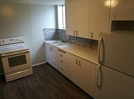 1862 S 1600 E, Salt Lake City, Ut 84105 2 Beds 1 Bath 950 Sqft in Salt Lake City, UT (Photo 9 of 10)