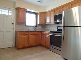 3bedroom Home Near Staten Ny in New York, NY (Photo 3 of 8)