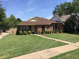 325 Sims Dr, Cedar Hill, Tx 75104  Remodeled Interior July 201 in Cedar Hill, TX