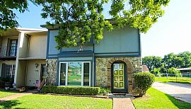 10073 Smitherman Shreveport, La 7111 in Shreveport, LA