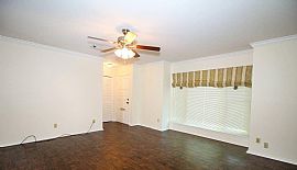 10073 Smitherman Shreveport, La 7111 in Shreveport, LA (Photo 5 of 9)