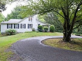 57 Old Forge Rd, Warwick, Ri 02818 in Warwick, RI