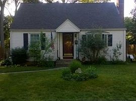 239 Sachem Rd, North Kingstown, Ri 02852 in North Kingstown, RI