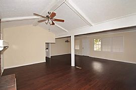 396 Sancho Dining Roombeautifully Renovated 3 Bedroom 2 Bathroom in Lawrenceville, GA (Photo 4 of 8)