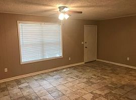 200 James Cir, Oxford, Ms in Oxford, MS (Photo 6 of 6)