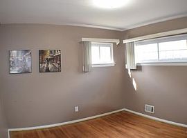 6 Jasko Ct, South Amboy, Nj in South Amboy, NJ (Photo 4 of 6)