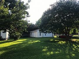 1934 Village Dr in Hayes, VA (Photo 12 of 12)