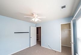 Beautiful Home For Rent  in Charlotte, NC (Photo 3 of 9)